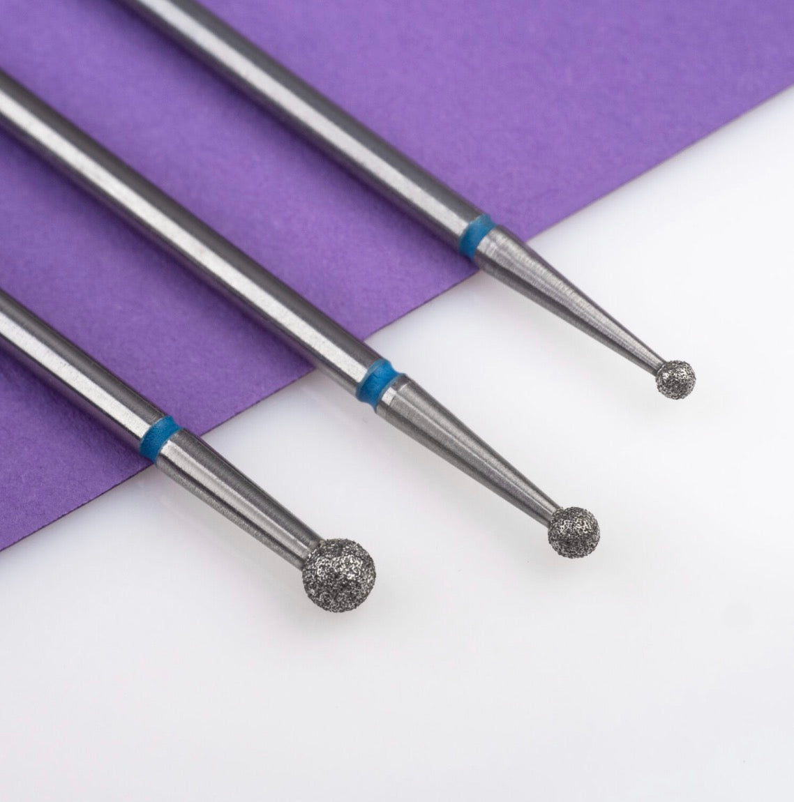 HBD-001BL.016 Diamond bur “ball” blue